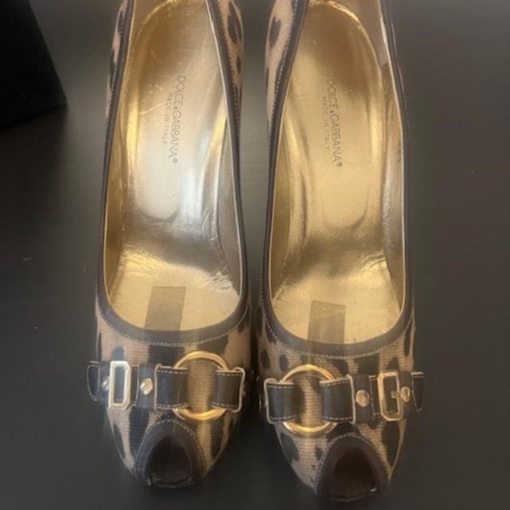 Dolce & Gabbana Leopard Print Canvas Peep Toe Heels |  Size: 38 1/2 (preowned)